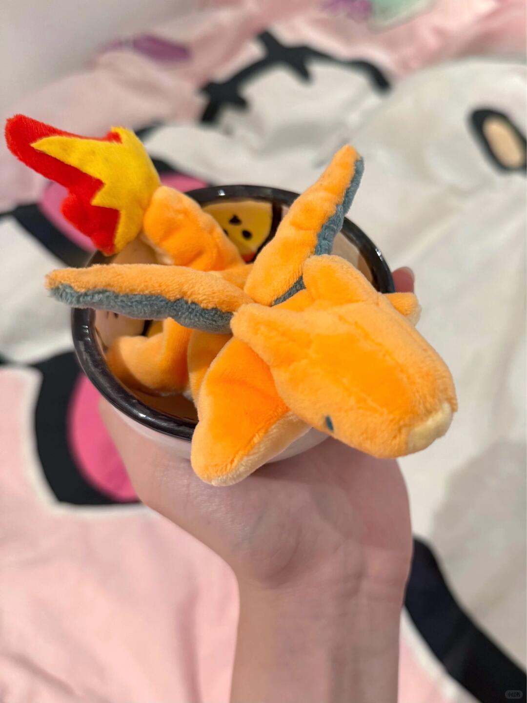 Handmade Charizard Plush Toy, Cute Mini Dragon Pocket Buddy, Soft Pokémon Inspired Gift (Physical product)