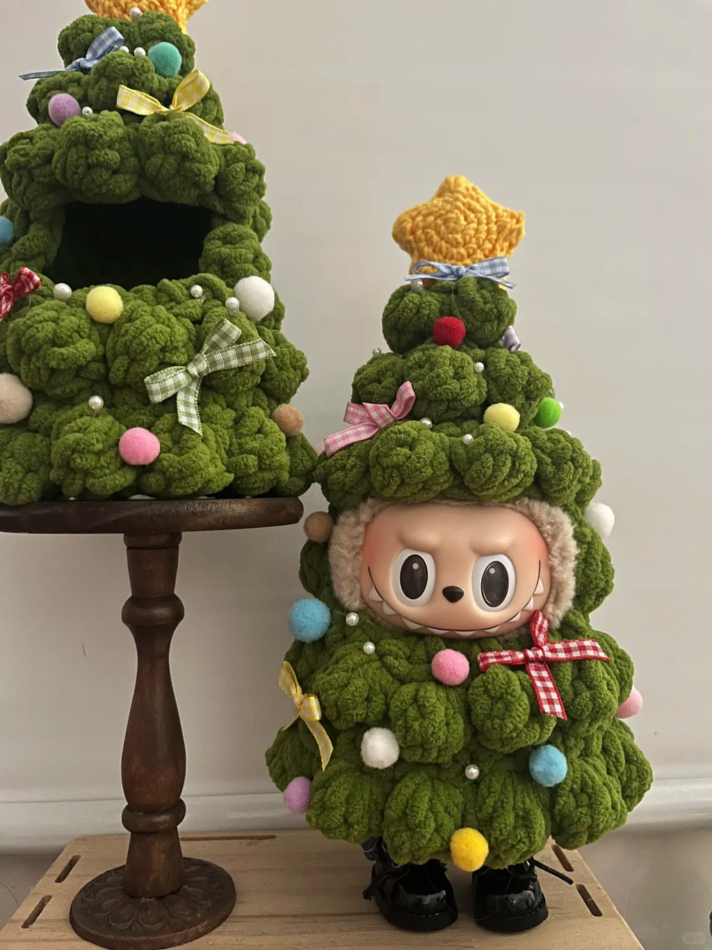 Labubu Christmas Outfit Crochet Pattern,  with Video Tutorial Cute Monster Creature Clothes DIY Plush Outfit Crochet Digital Download