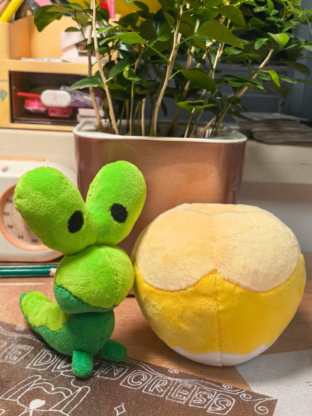 Applin Pokémon Plush Sewing Pattern PDF – Beginner Friendly DIY Stuffed Toy