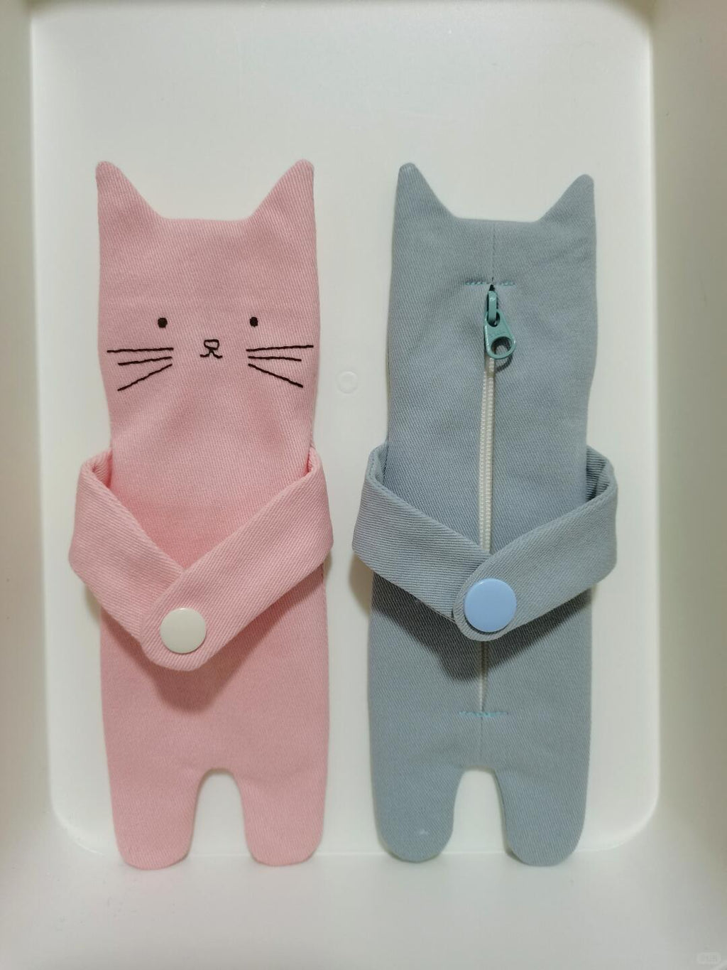 Hugging Cat Plush Sewing Pattern PDF | Black Cat Stuffed Animal DIY with tutorail | Fluffy Toy | Cat Plush | Curtain Tieback | Cute Decor