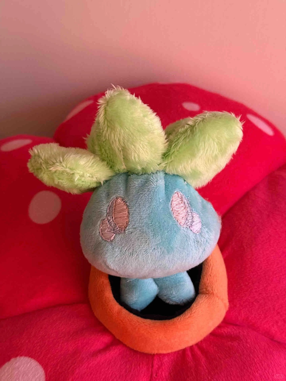 Handmade Oddish plush sewing project – cute Pokémon craft and home decor inspiration