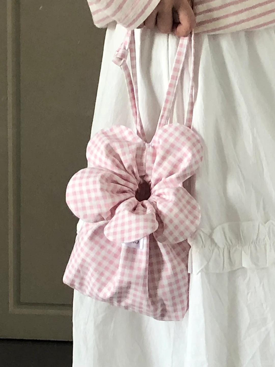 Flower Drawstring Bag Sewing Pattern, Petal Purse Pattern, Unique Crossbody Bag Pattern, Floral Shoulder Bag PDF, DIY Bag Pattern, Tutorial